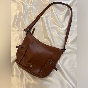 Fossil leather shoulder bag!!